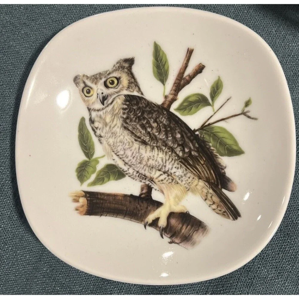 House of Goebel small square-edged plate, Great horned owl